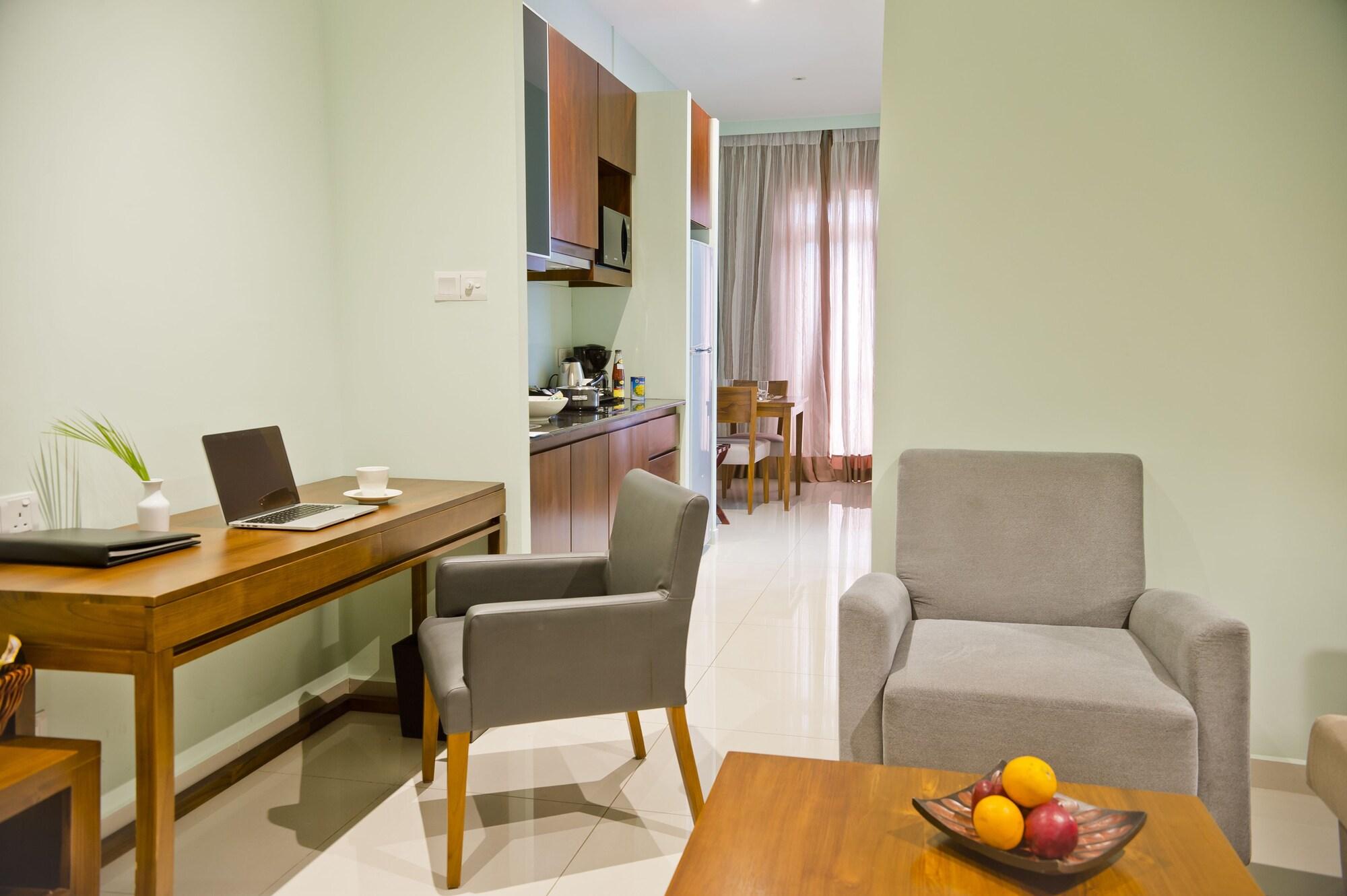Ocean Edge Suites & Hotel Colombo Exteriör bild