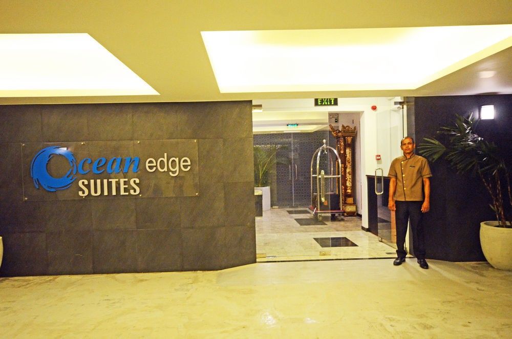 Ocean Edge Suites & Hotel Colombo Exteriör bild