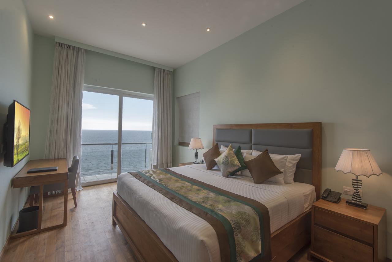 Ocean Edge Suites & Hotel Colombo Exteriör bild